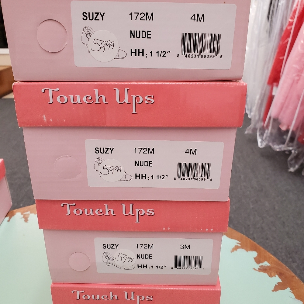 Benjamin Walk childrens pageant shoes - Picture 5 of 6